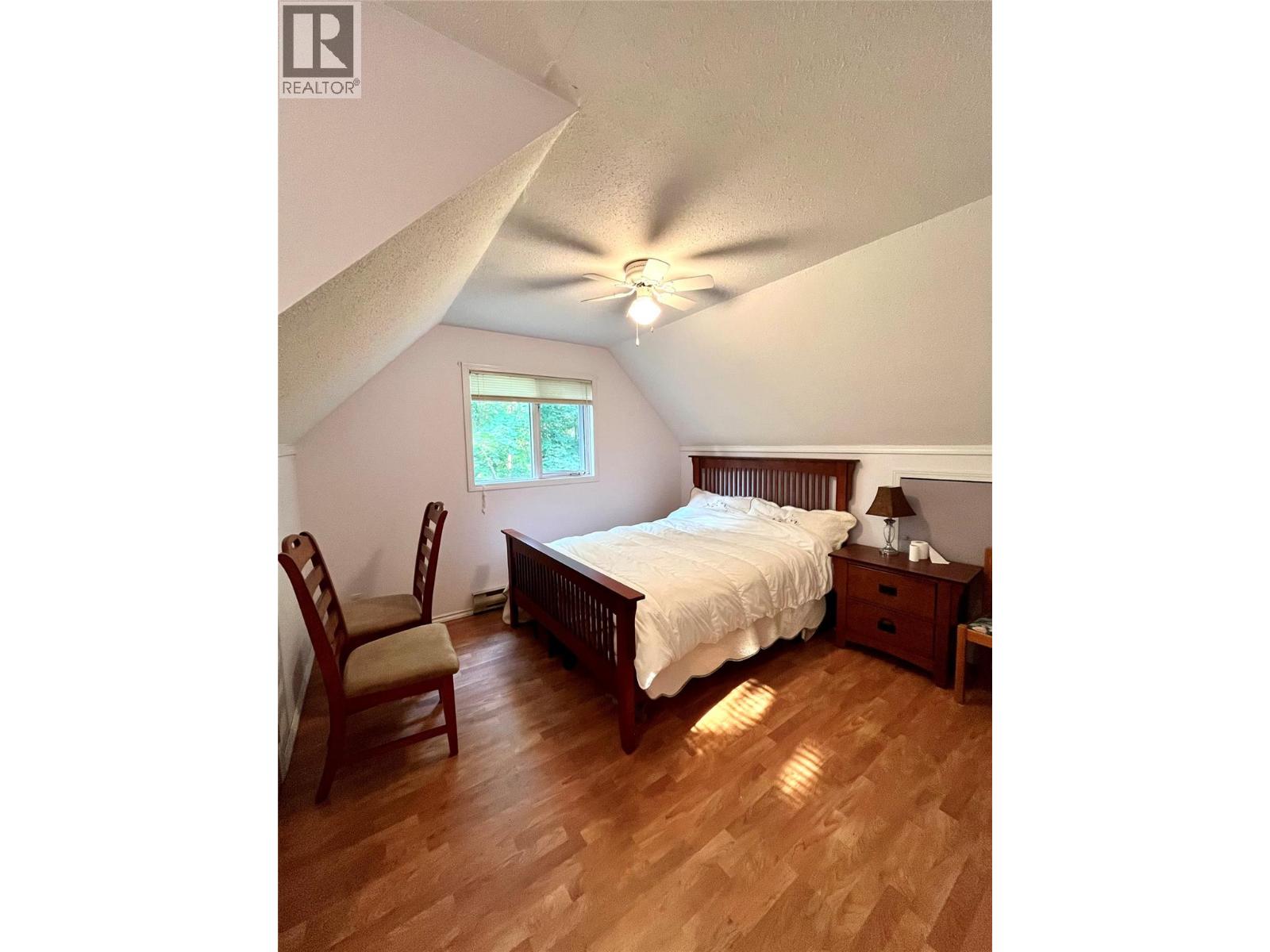225 6th Street - Image 21