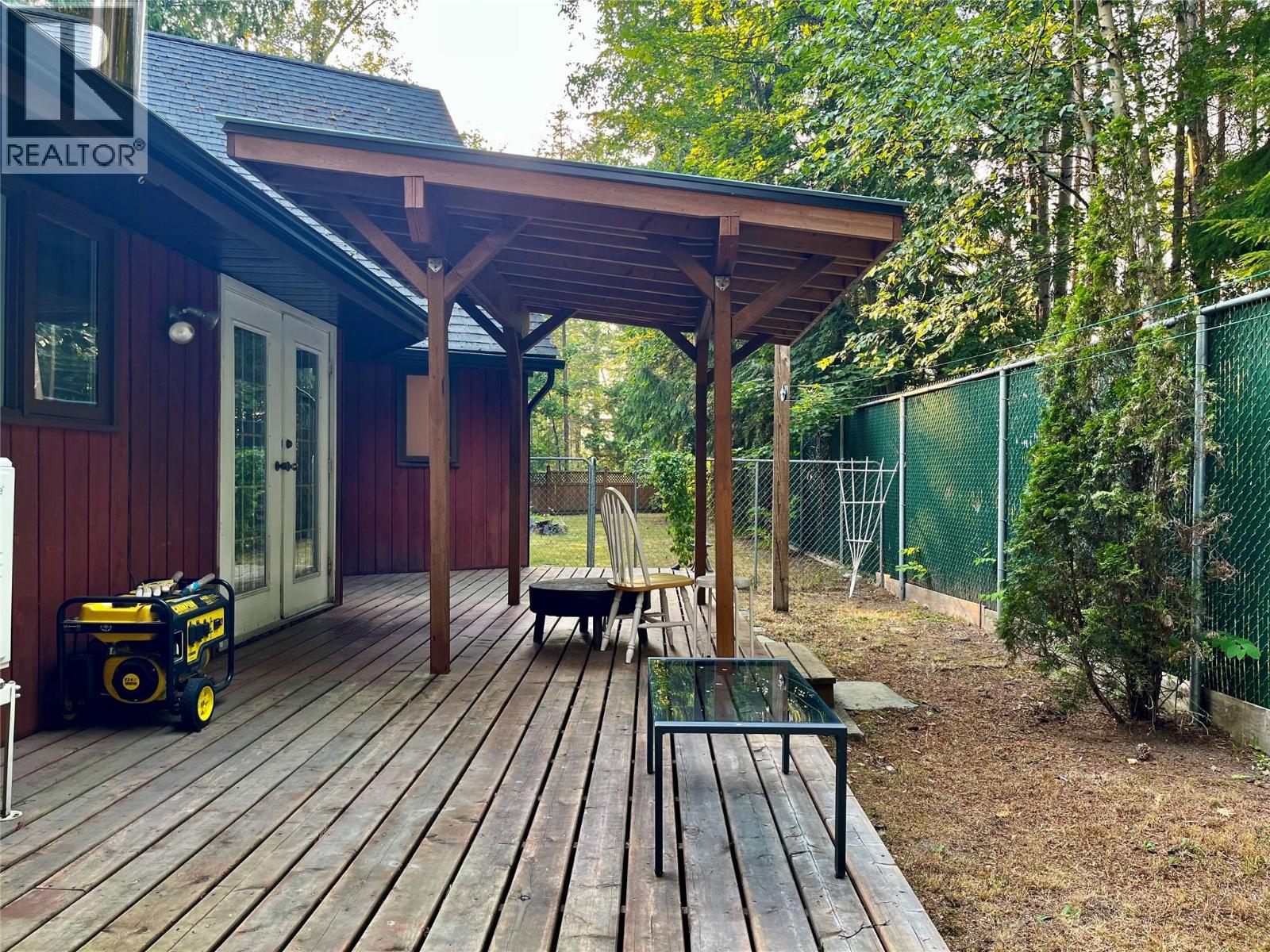 225 6th Street - Image 25