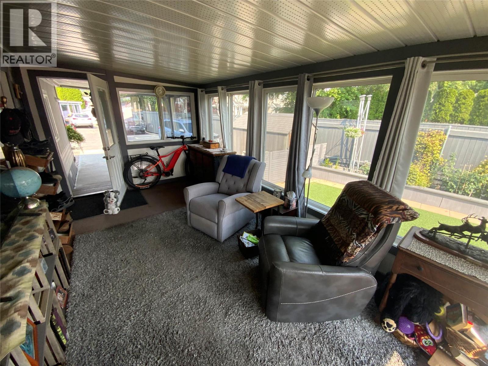 #45 999 BURNABY Avenue - 9