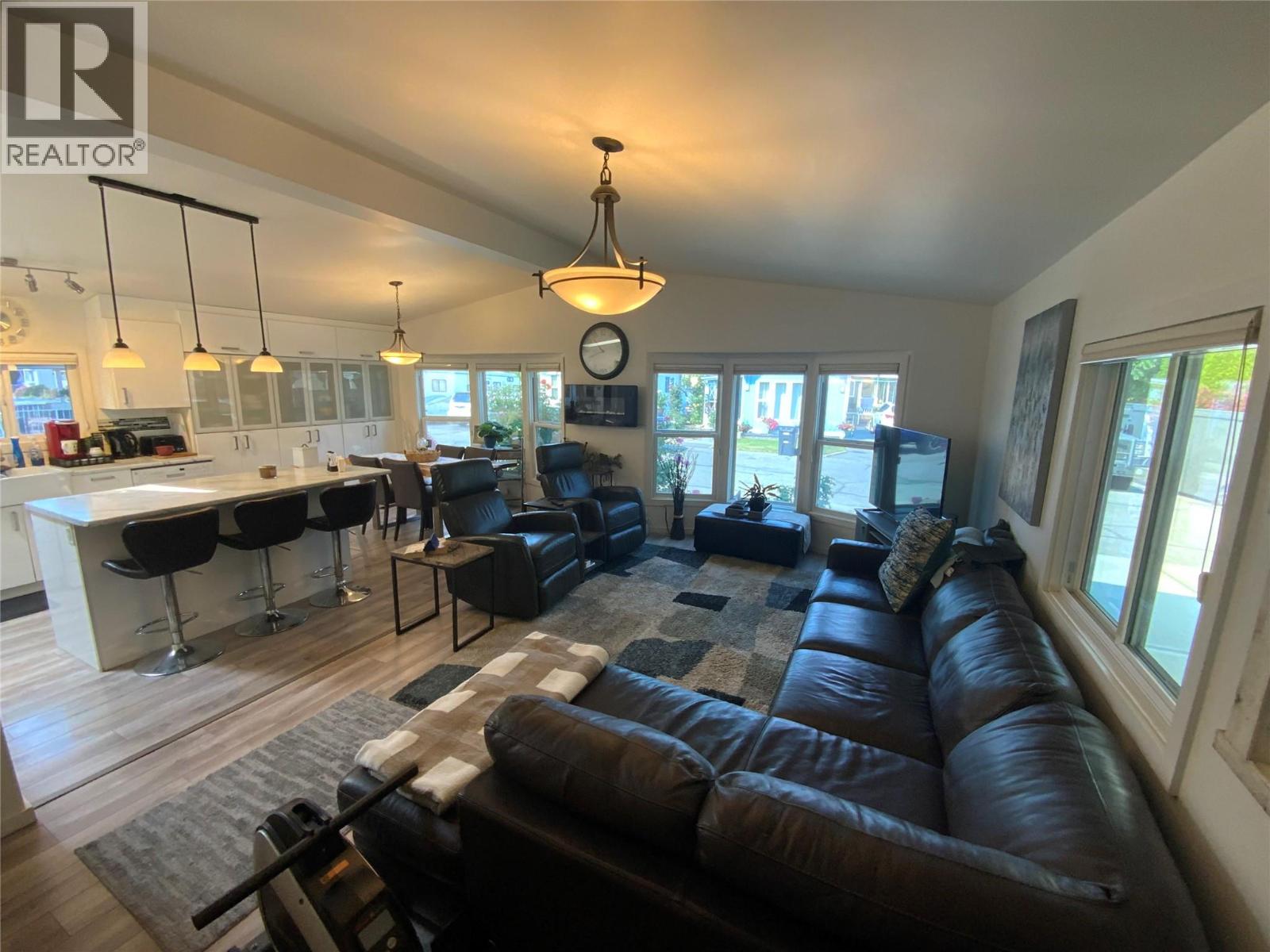 #45 999 BURNABY Avenue - 5