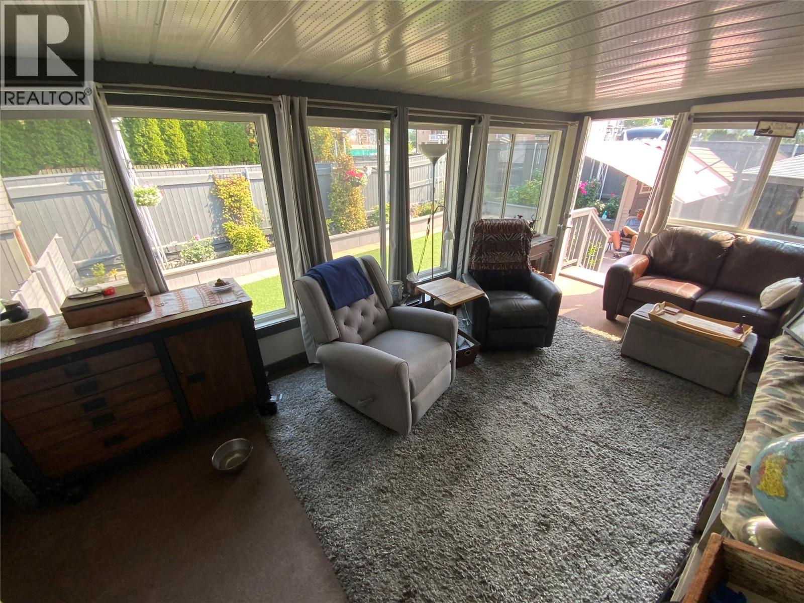 #45 999 BURNABY Avenue - 10