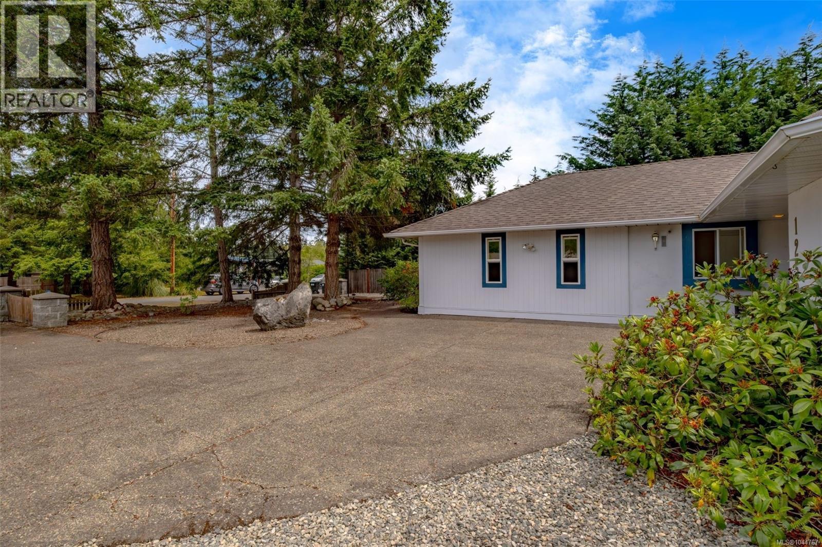  1252 Bunker Place, French Creek