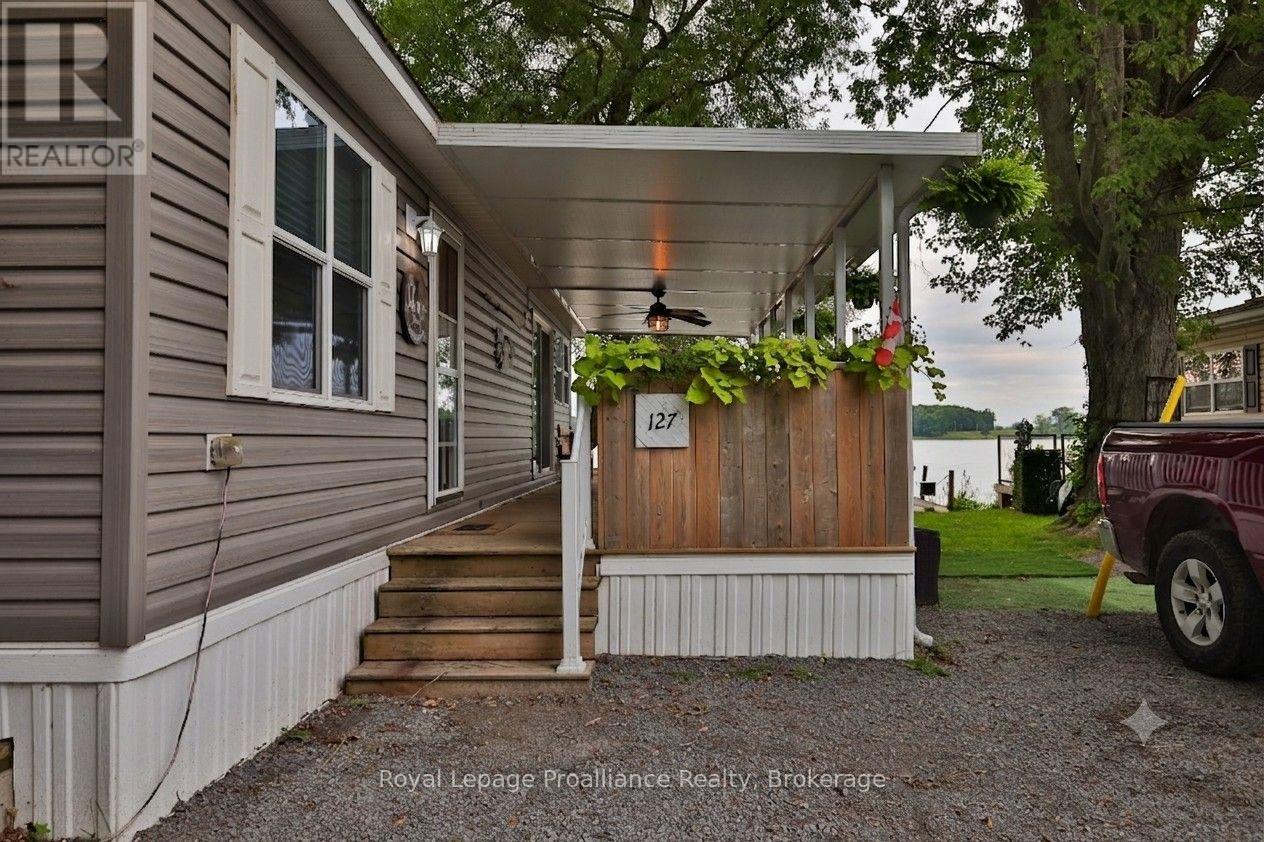 #UNIT #127 1024 COUNTY ROAD 12 - 3