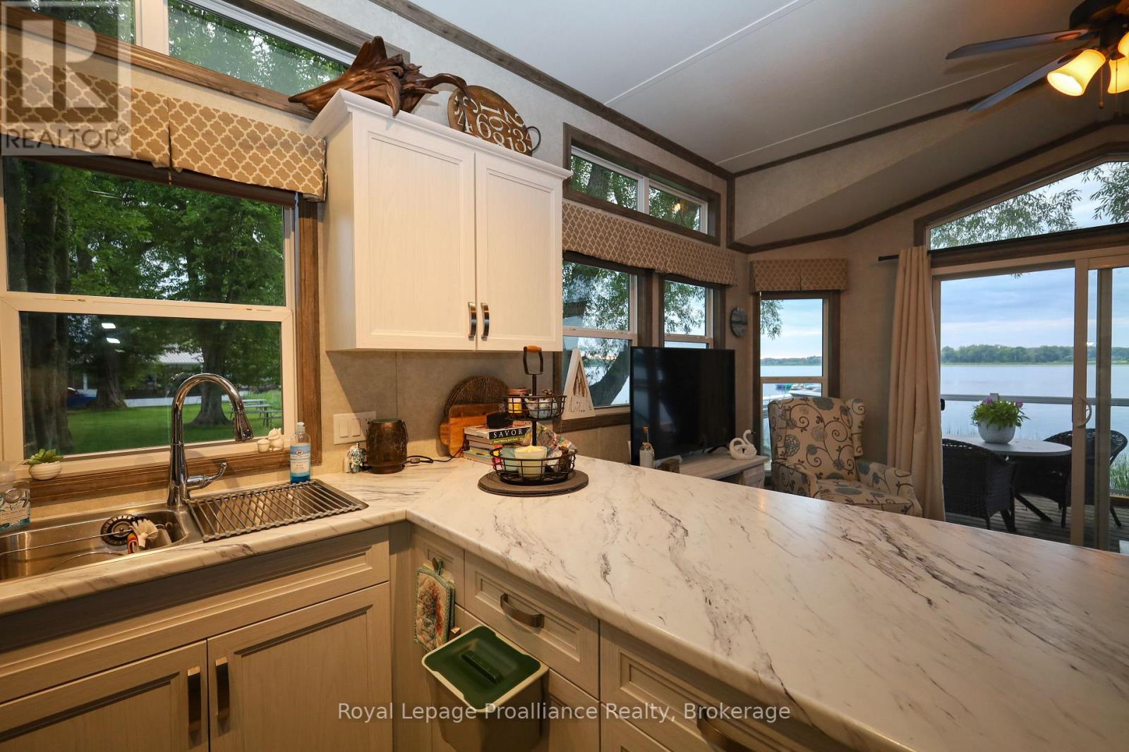 #UNIT #127 1024 COUNTY ROAD 12 - Image 10