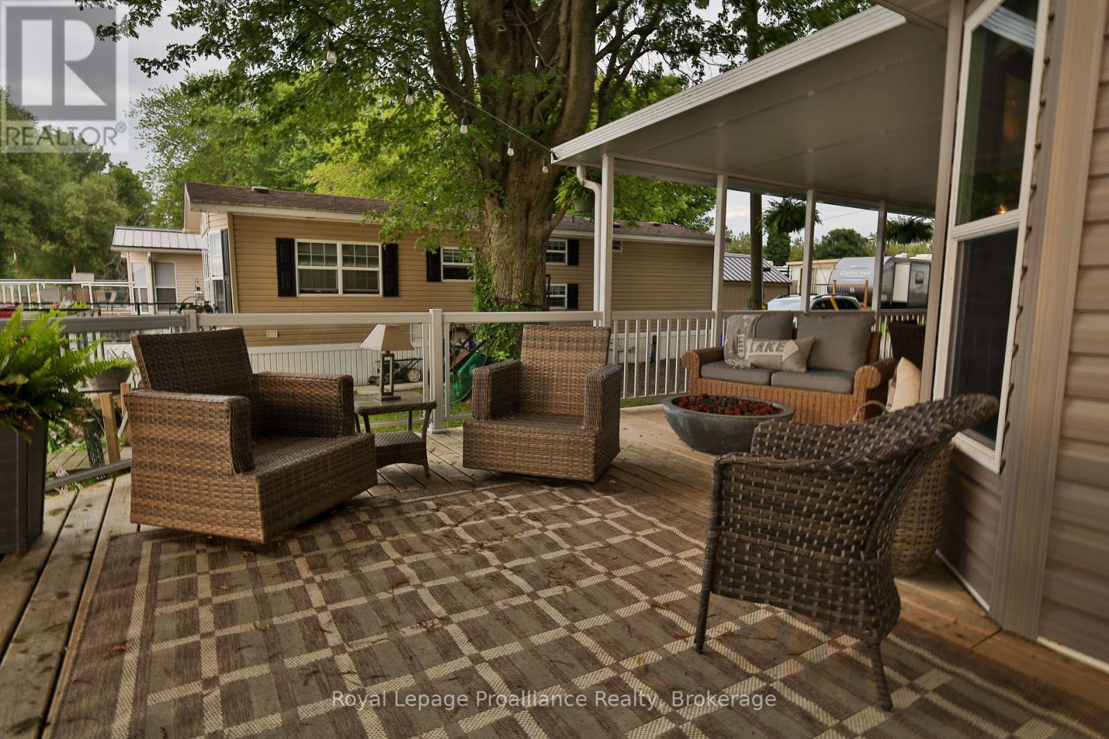 #UNIT #127 1024 COUNTY ROAD 12 - 32
