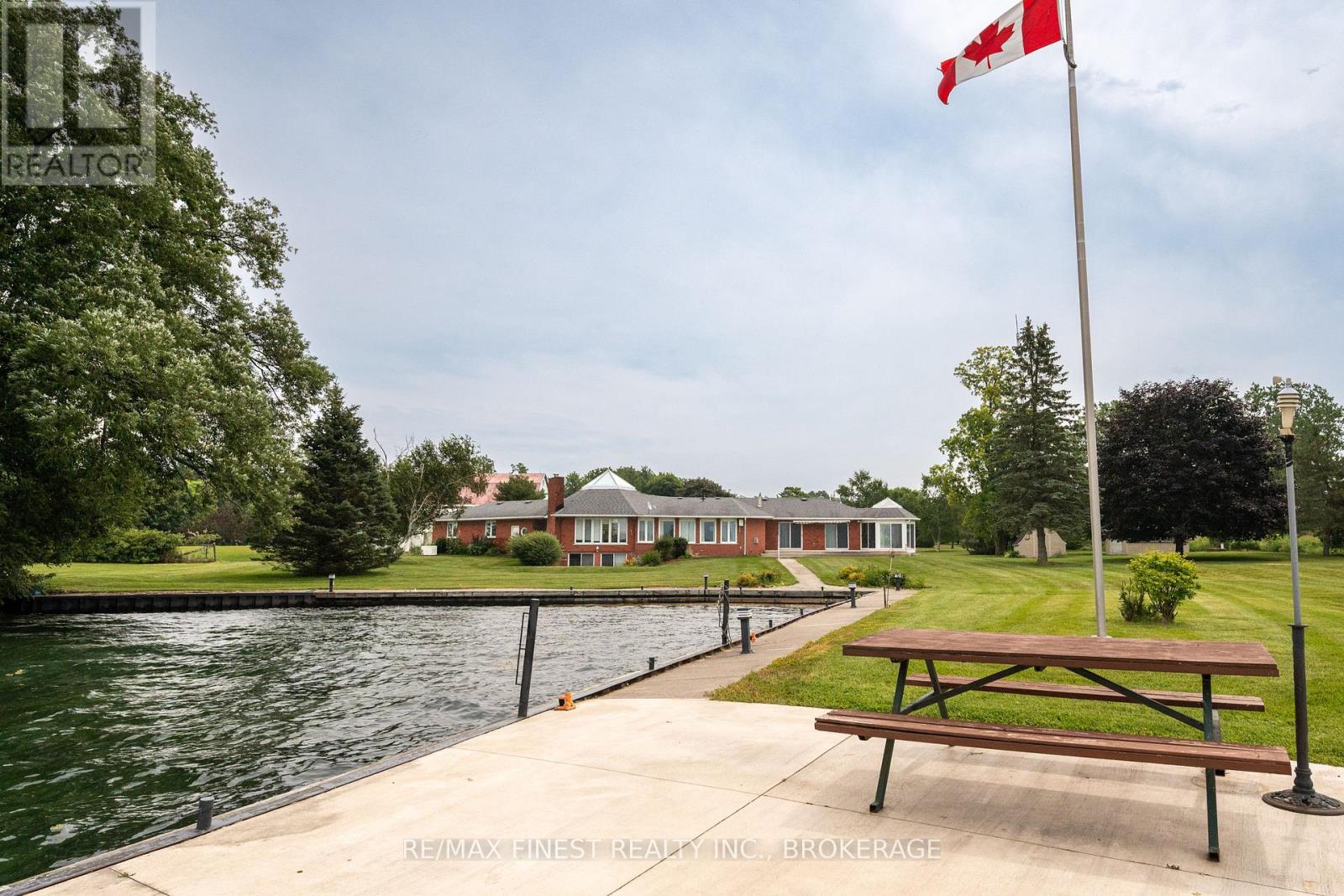32 HOWE ISLAND DRIVE - Image 37