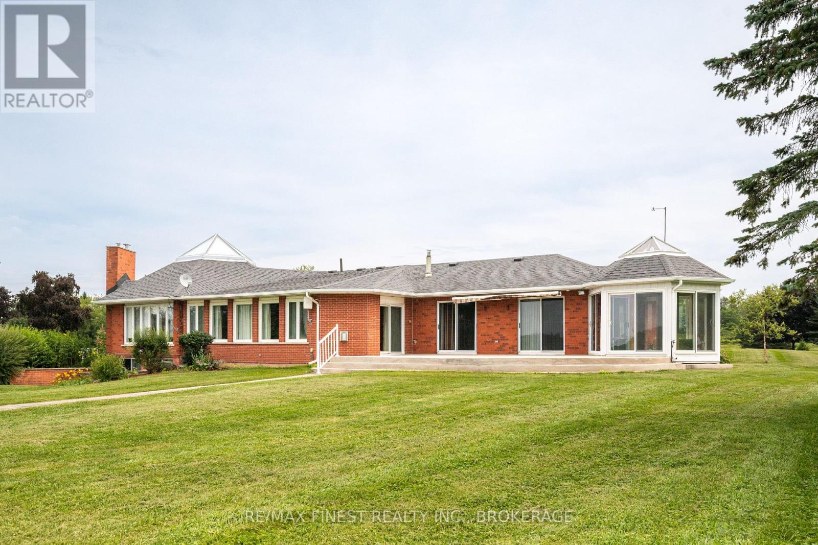 32 HOWE ISLAND DRIVE - Image 35