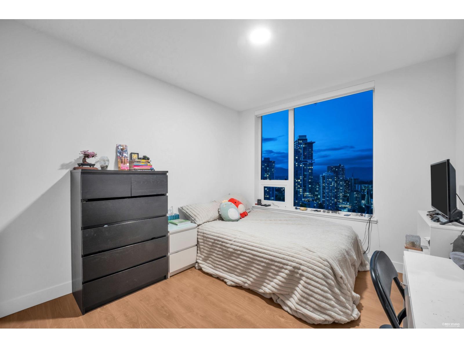 2402 13359 OLD YALE ROAD, Surrey - Image 1