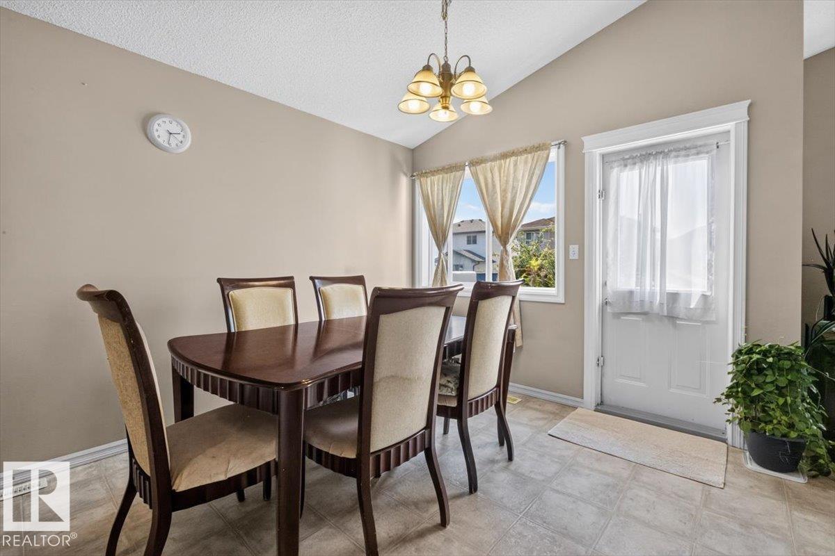 2918 33 ST NW - 16