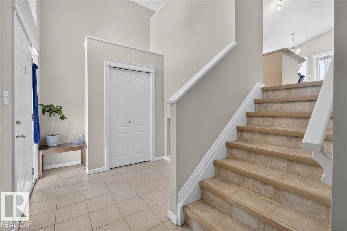 2918 33 ST NW - 8