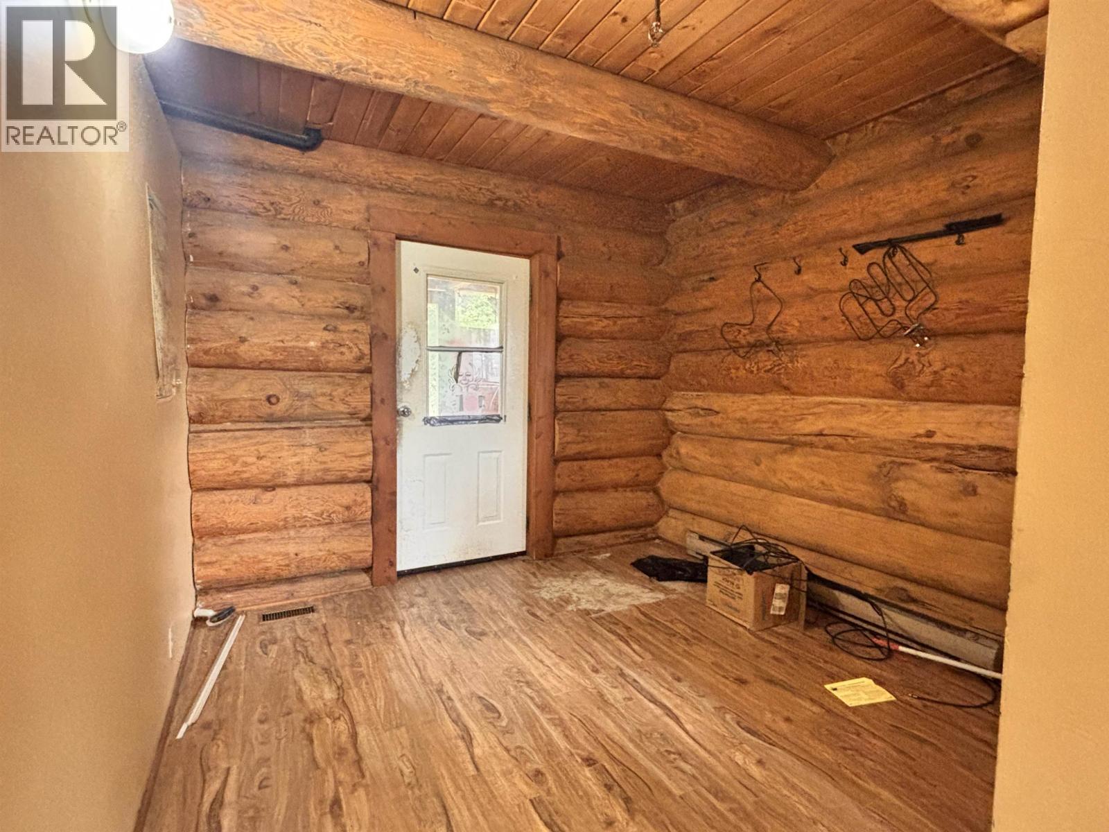 3074 SPOUT LAKE ROAD - 29
