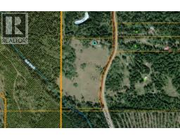 3074 Spout Lake Road, Lac La Hache, BC V0K1T0 Photo 40