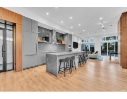 2402 13359 Old Yale Road, Surrey, BC V3T0S4 Photo 11
