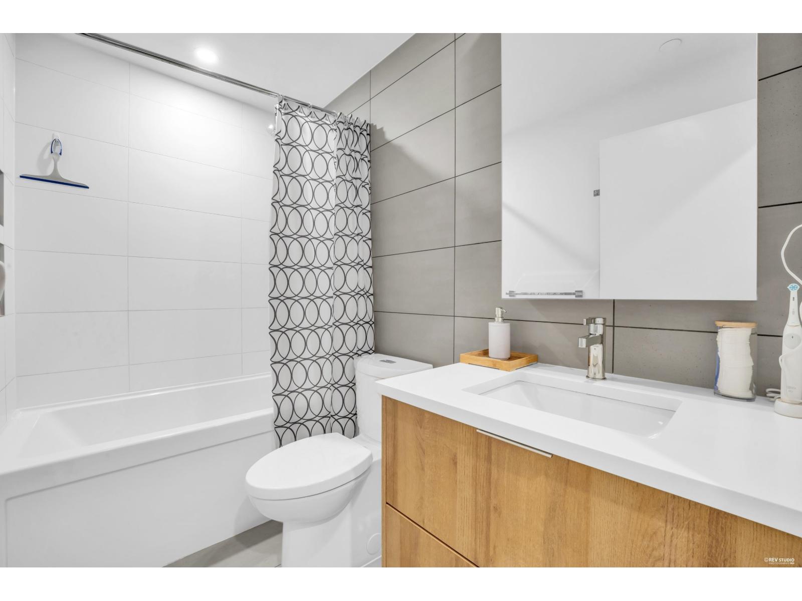 2402 13359 OLD YALE ROAD, Surrey - Image 1