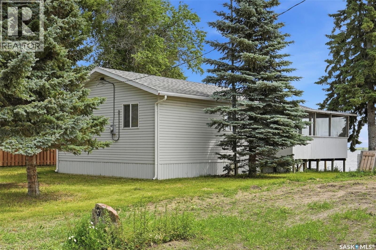 317 Lakeshore DRIVE - 4