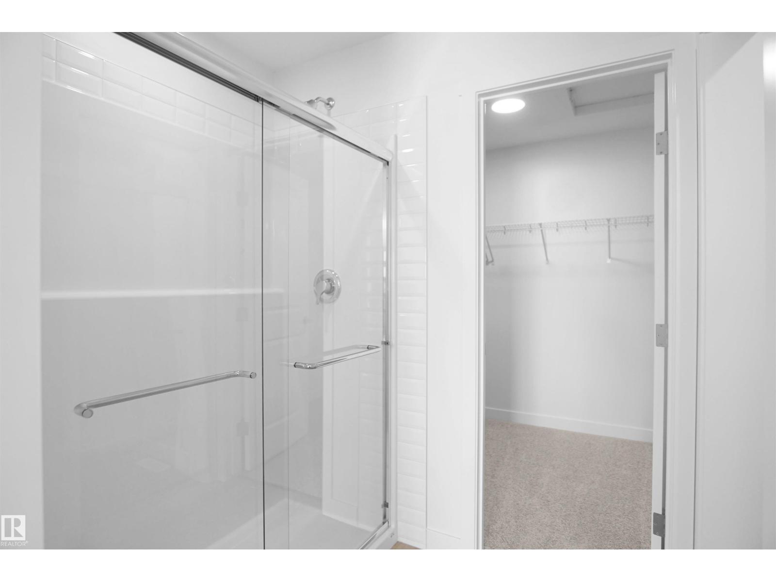 7239 182 AV NW - 27