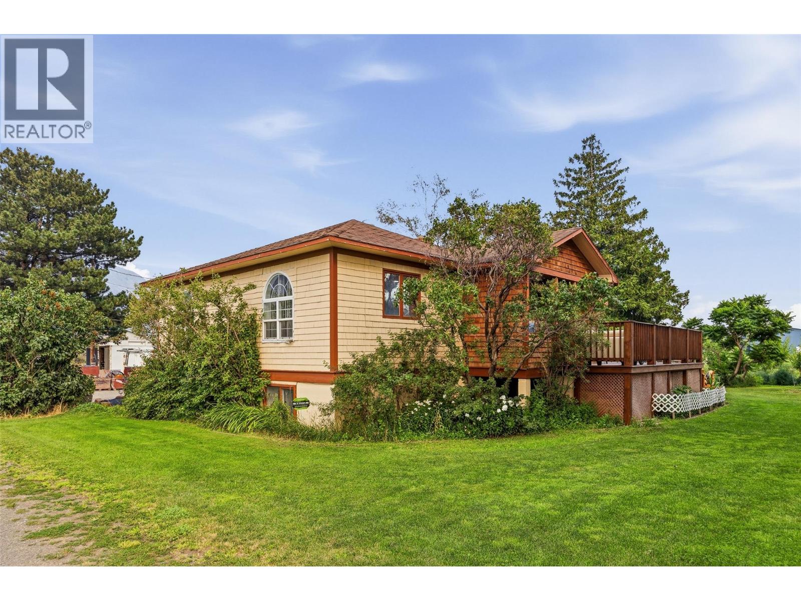 2249 Agar Road, Cawston