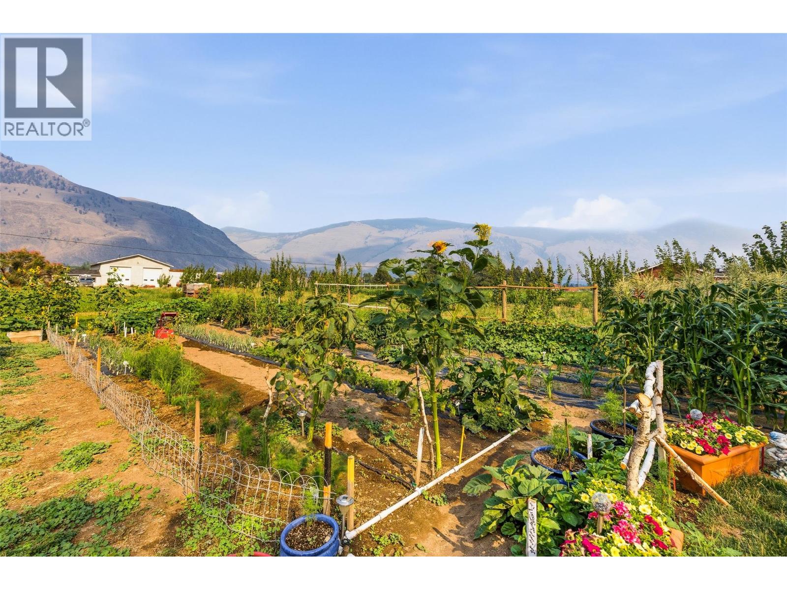 2249 Agar Road, Cawston