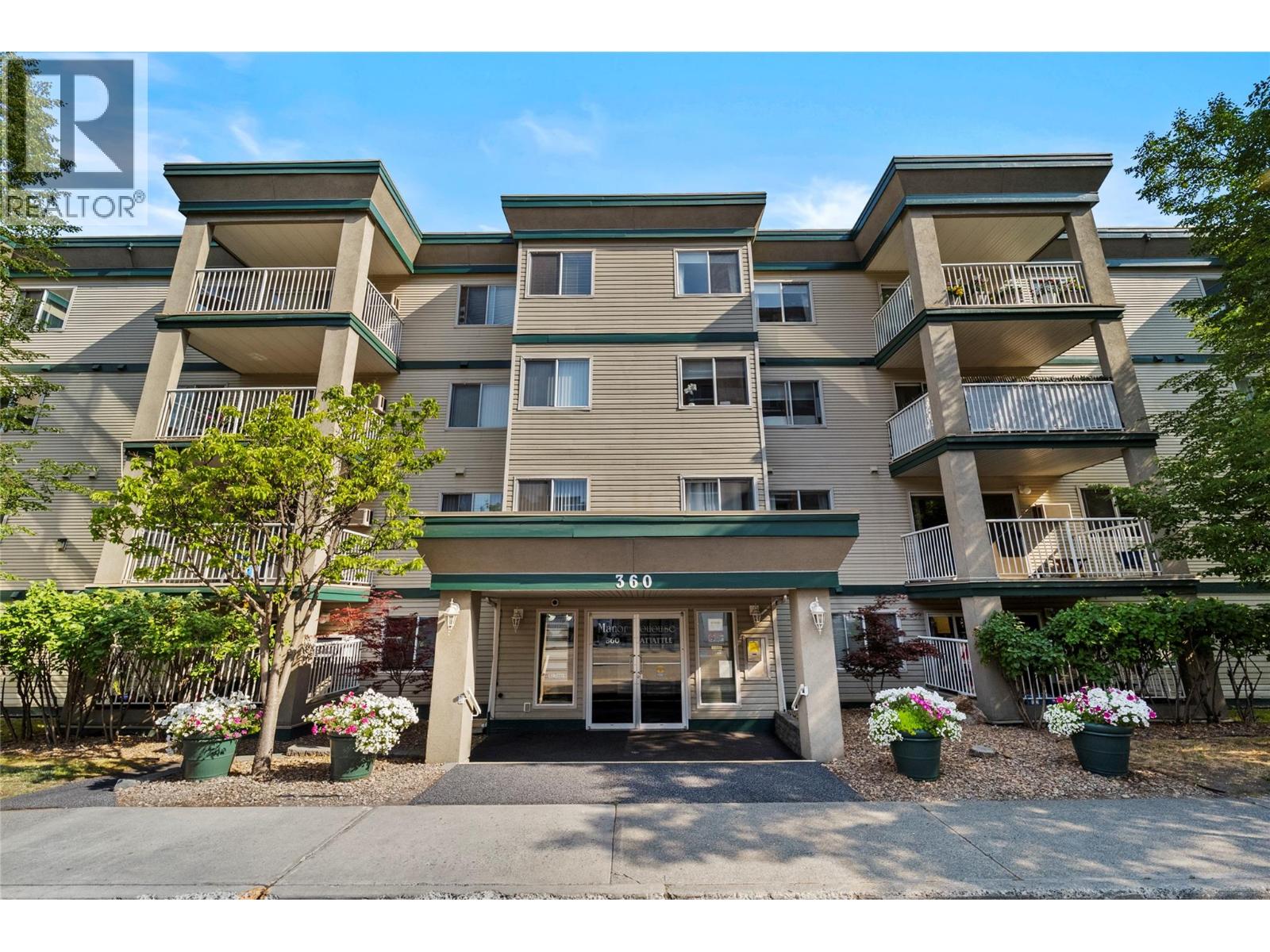 #109 360 BATTLE Street - 41