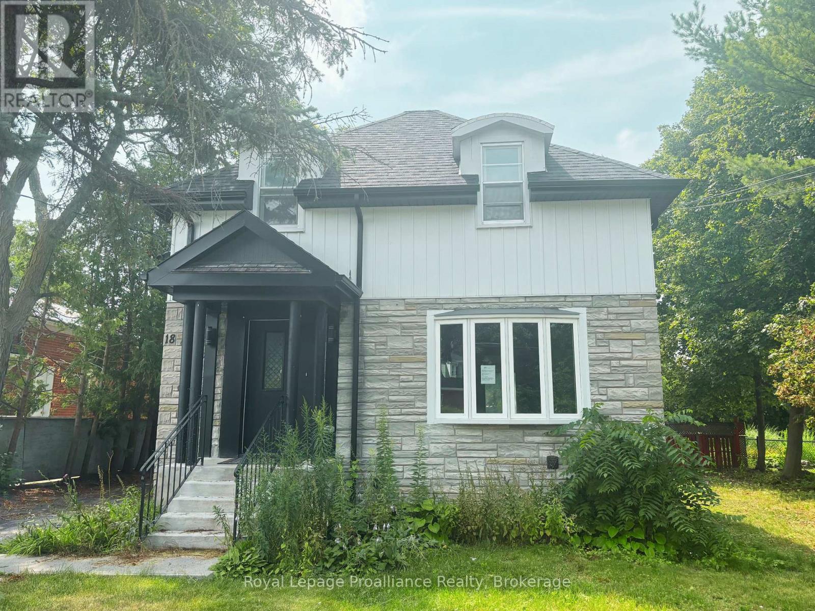 18 RITCHIE AVENUE - 1