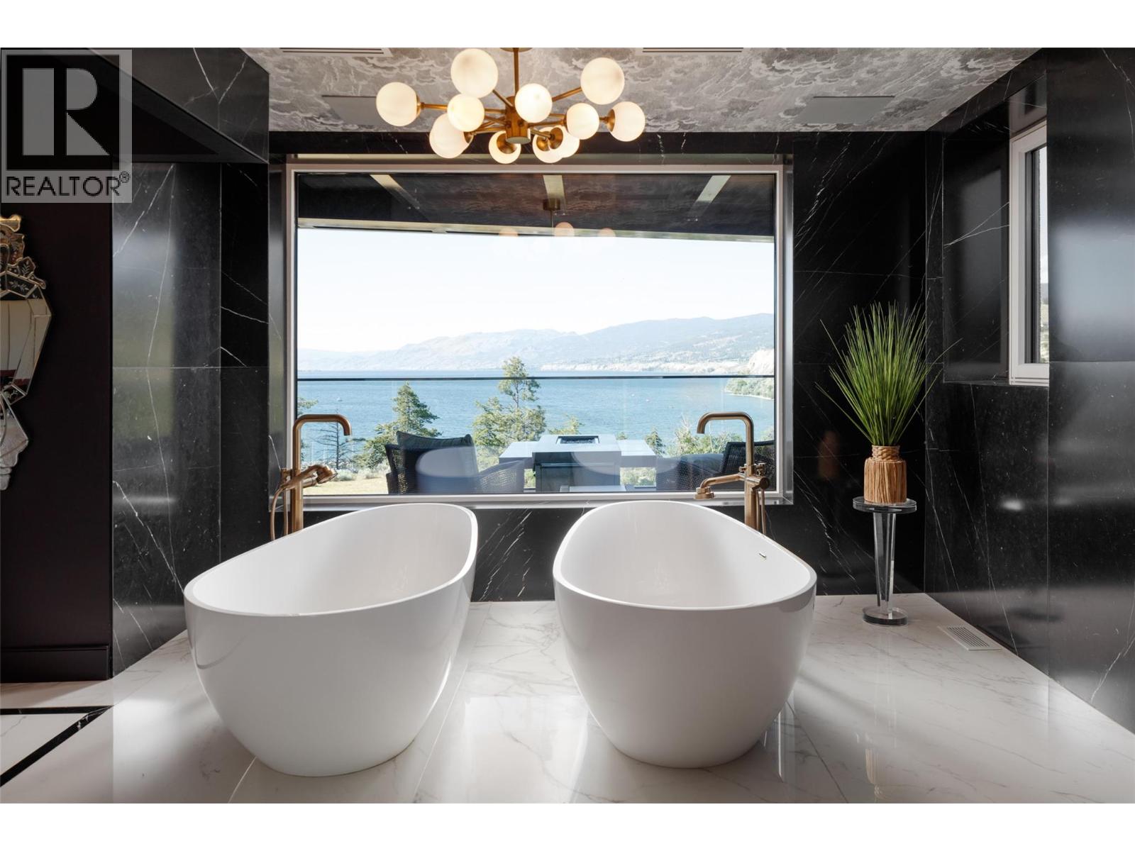 581 Vancouver Avenue, Penticton