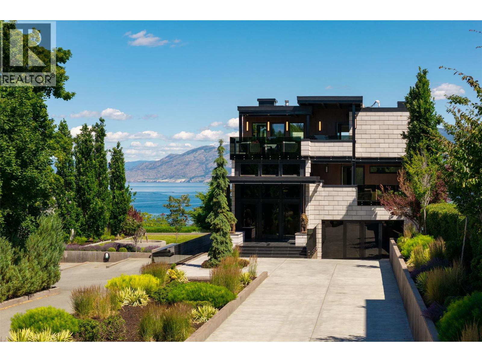 581 Vancouver Avenue, Penticton