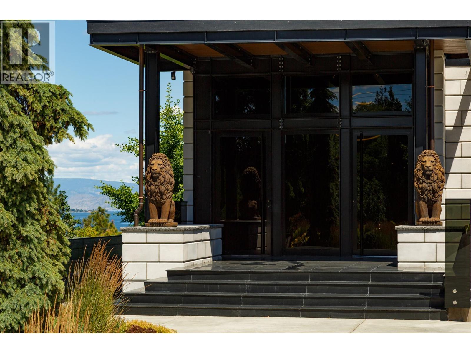 581 Vancouver Avenue, Penticton