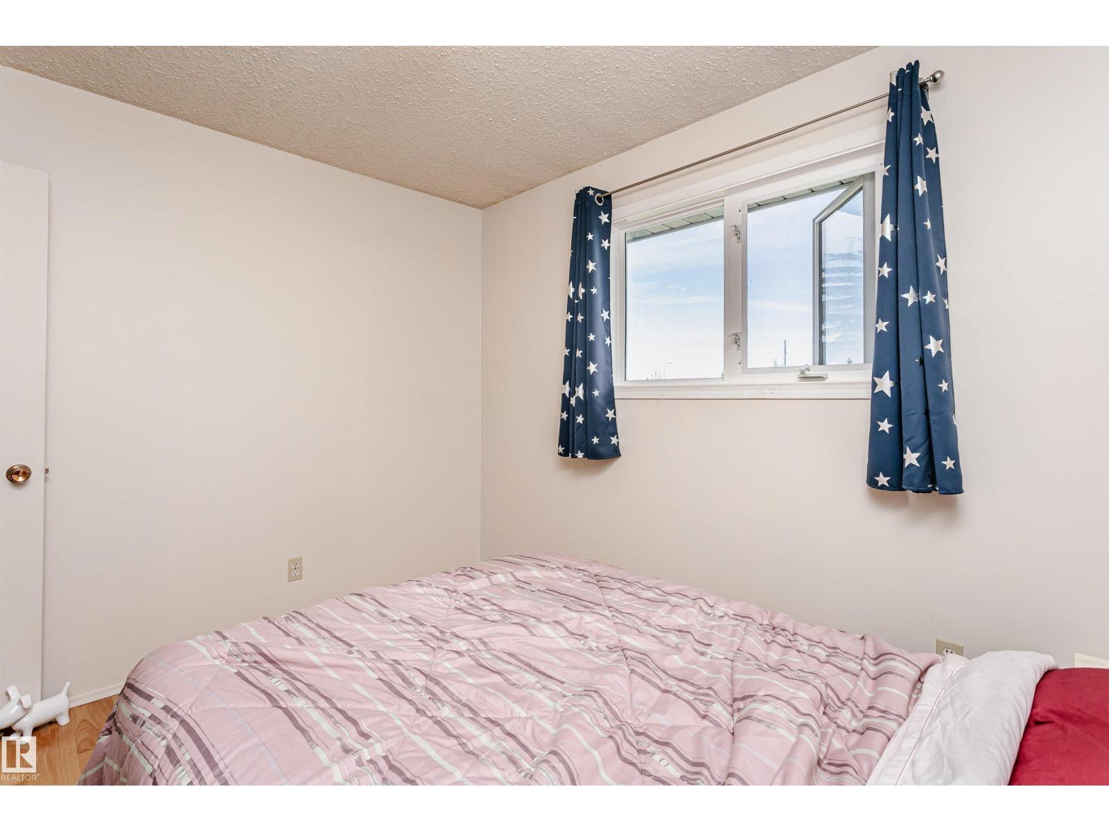 18316 78 AV NW - 32