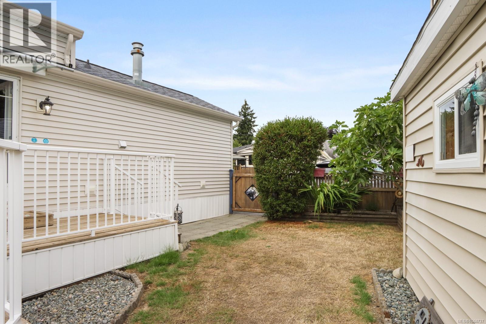 2116 Nimpkish Lake Way - Image 32