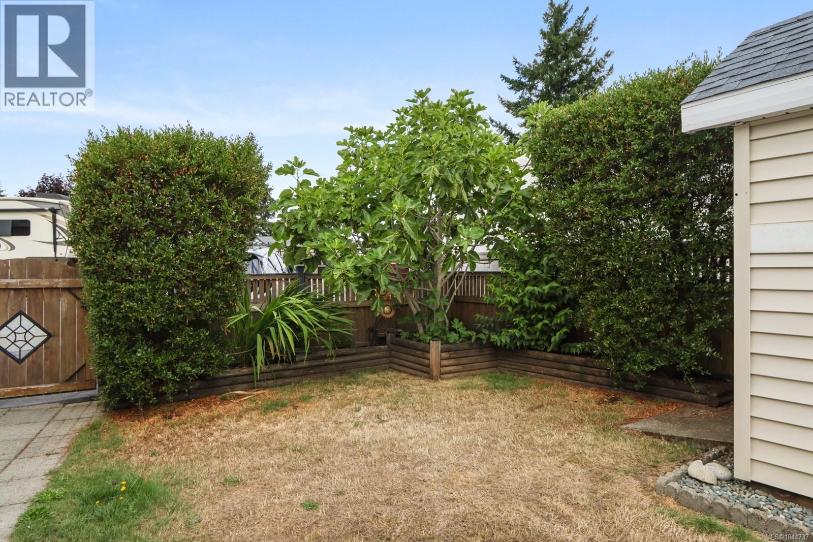 2116 Nimpkish Lake Way - Image 33