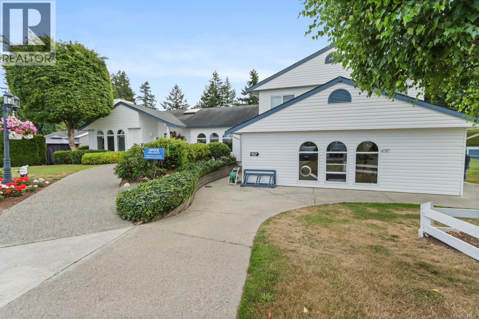 2116 Nimpkish Lake Way - Image 42