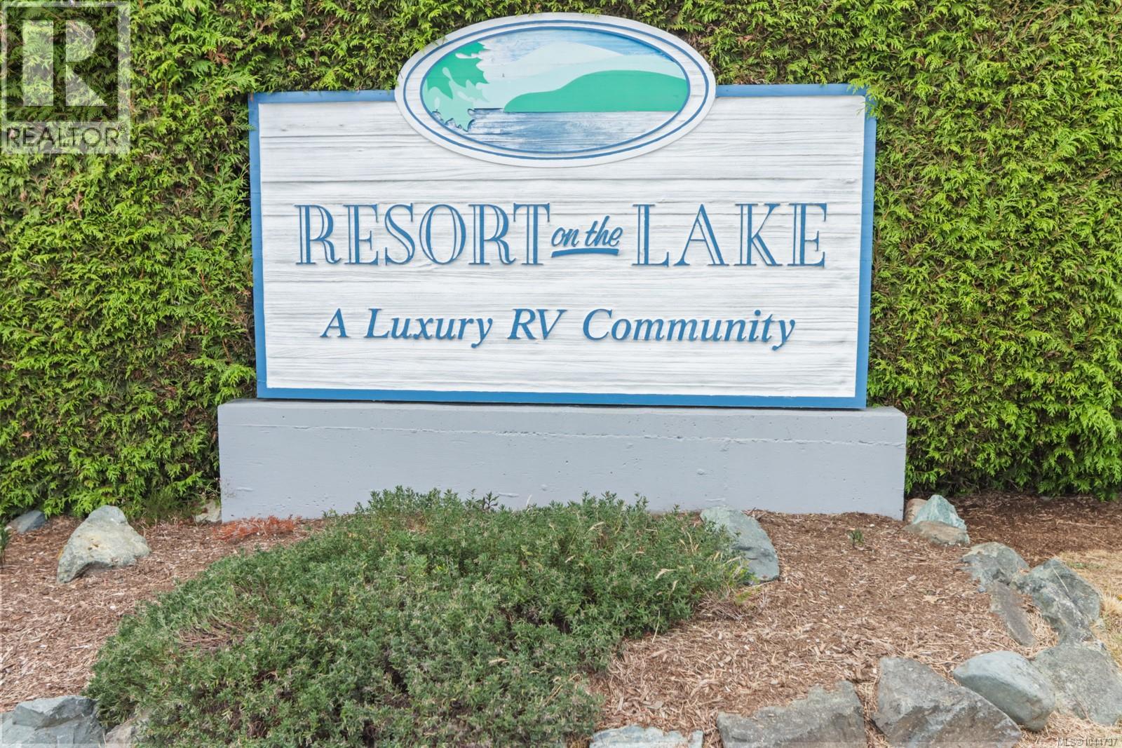2116 Nimpkish Lake Way - 49