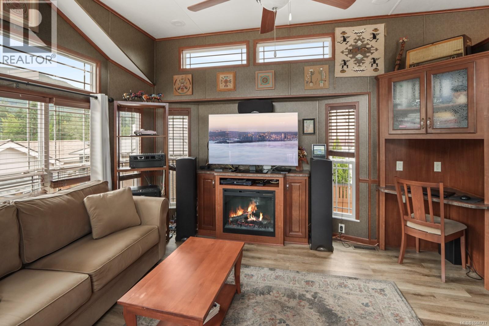 2116 Nimpkish Lake Way - Image 5