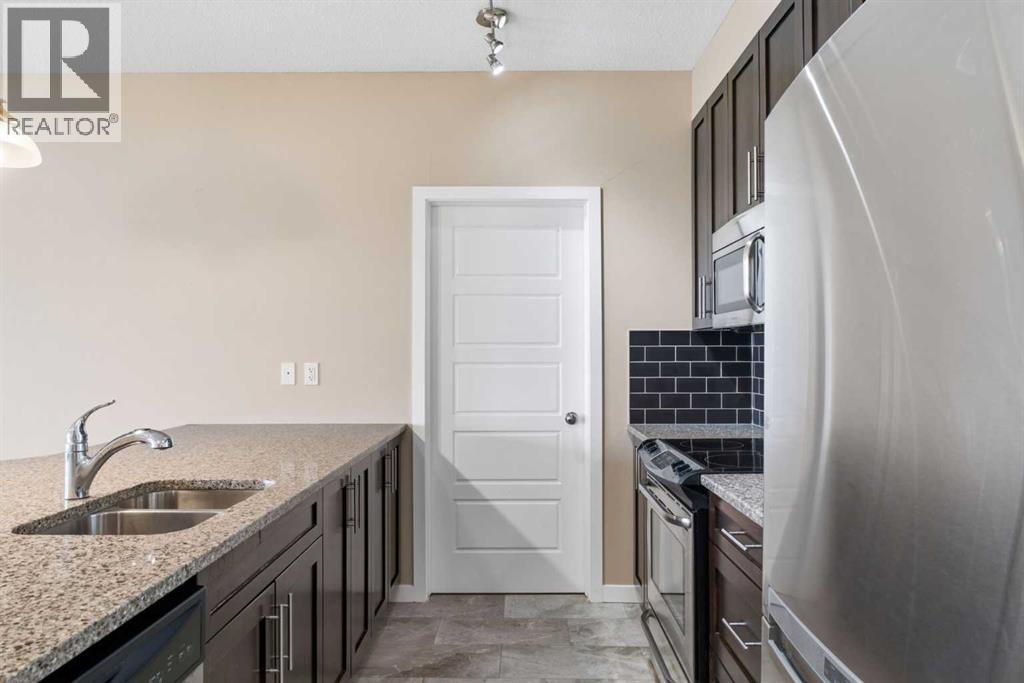 207 Sunset Drive, Cochrane