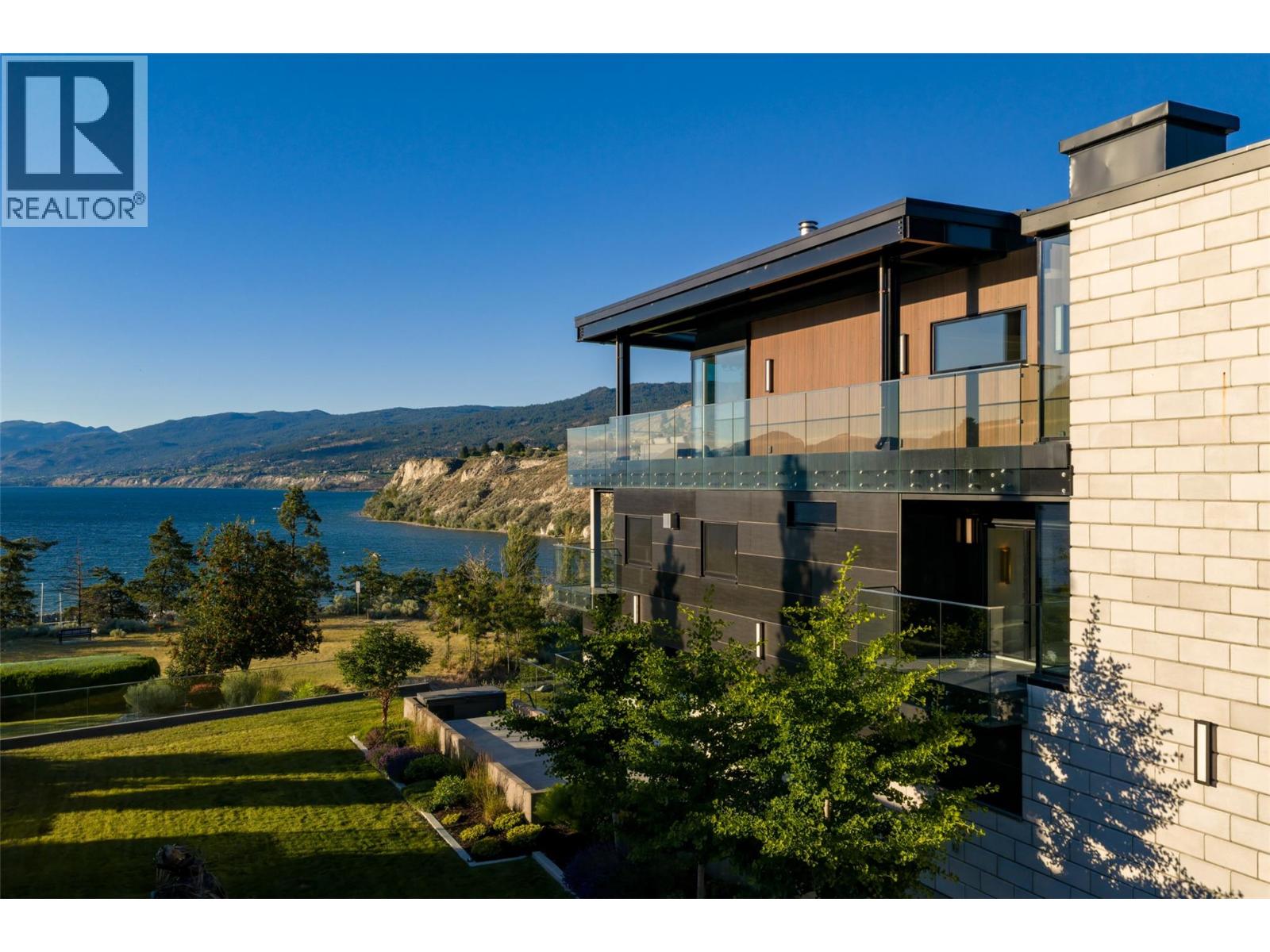 581 & 571 Vancouver Avenue, Penticton