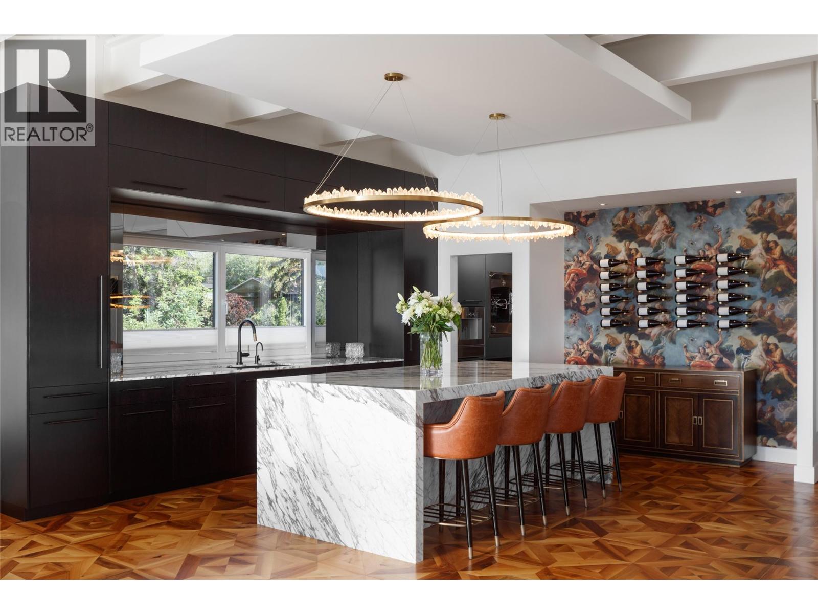 581 & 571 Vancouver Avenue - 7