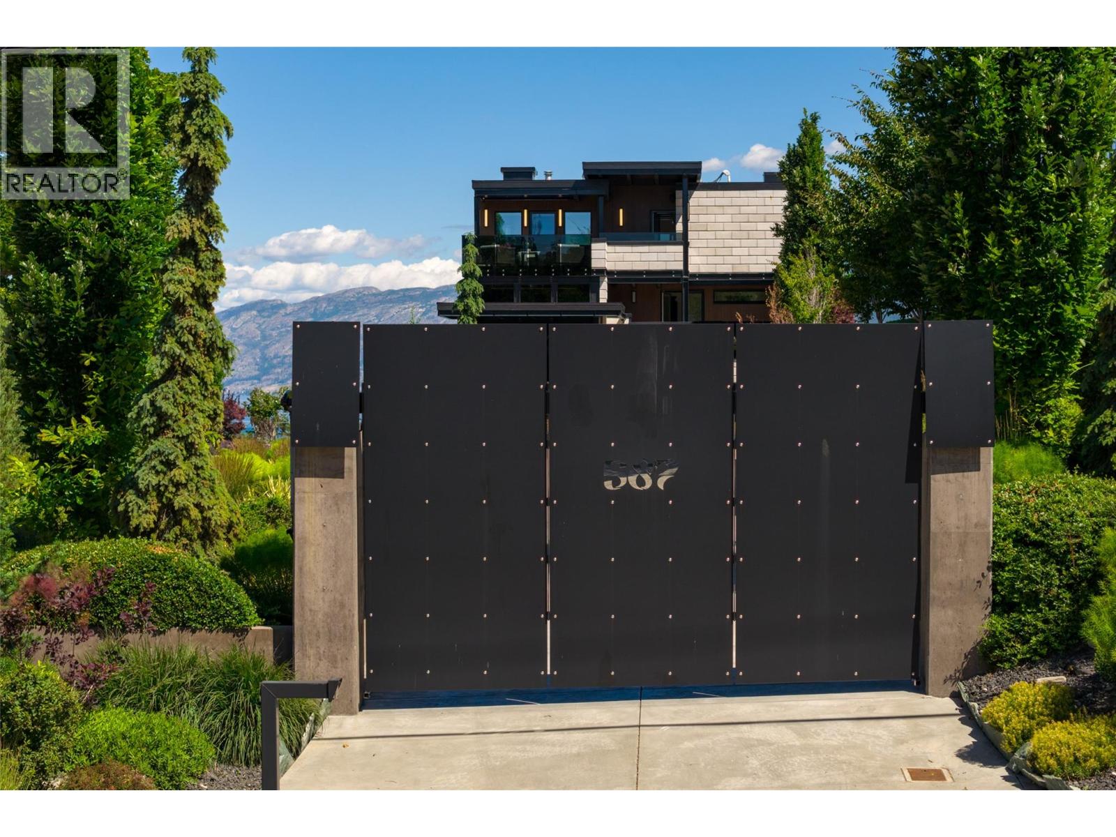 581 & 571 Vancouver Avenue, Penticton