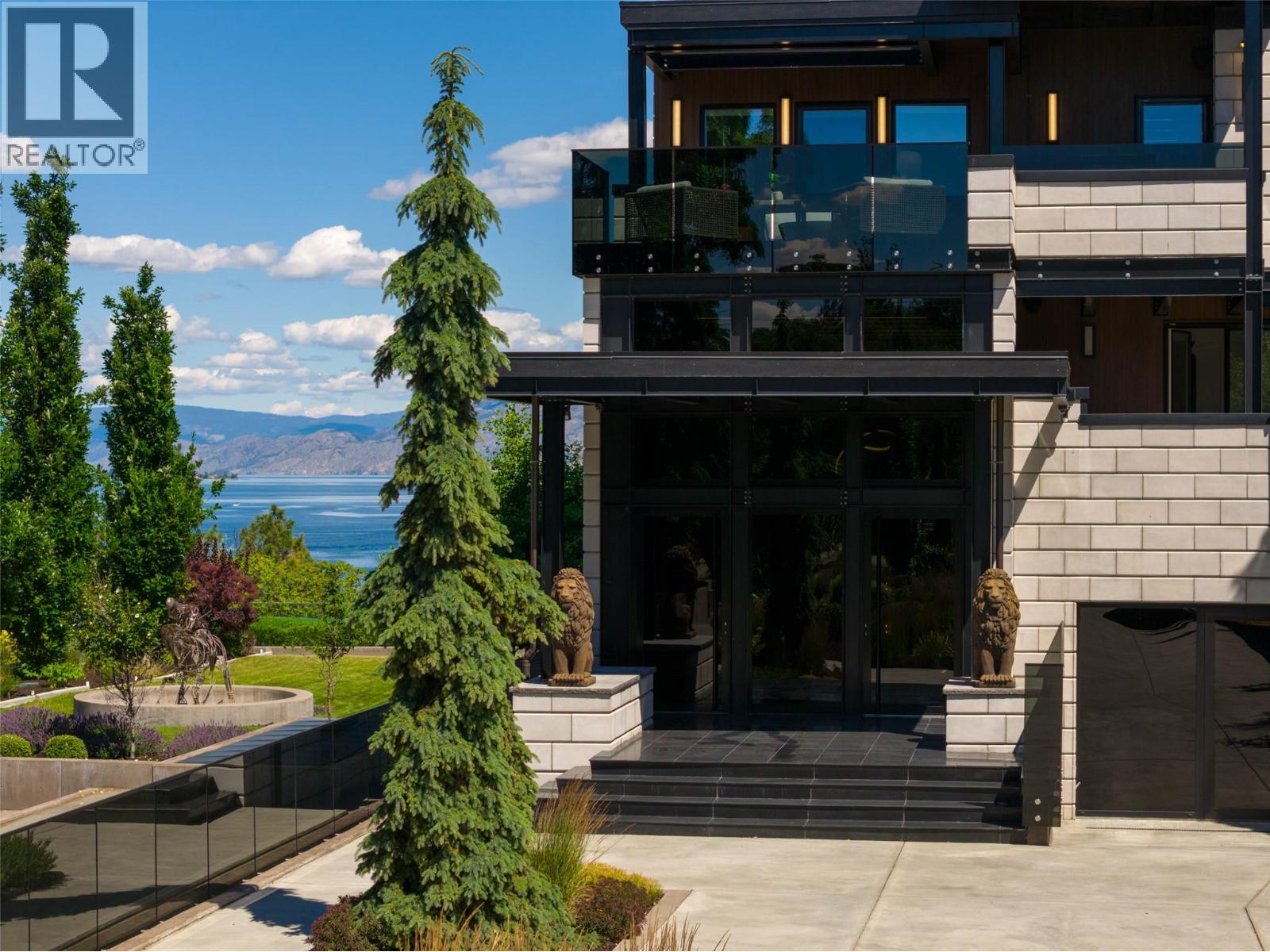 581 & 571 Vancouver Avenue, Penticton