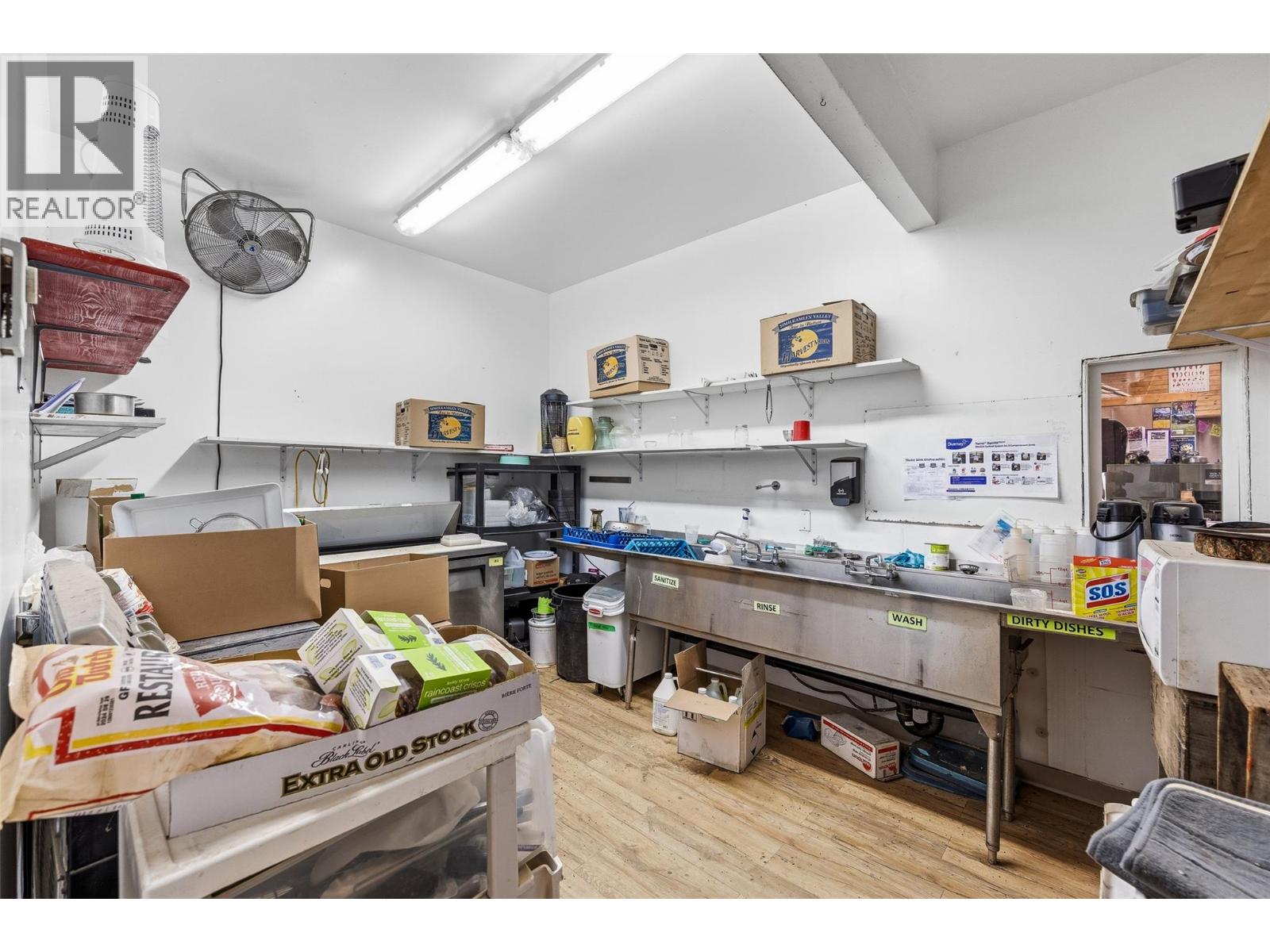 2249 Agar Road - 12