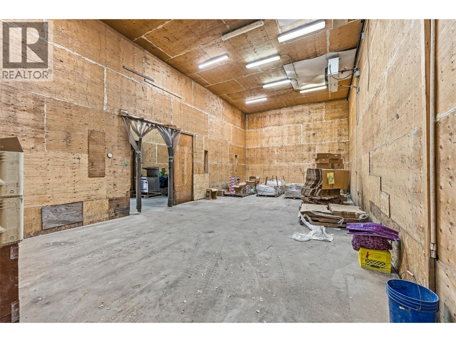2249 Agar Road, Cawston