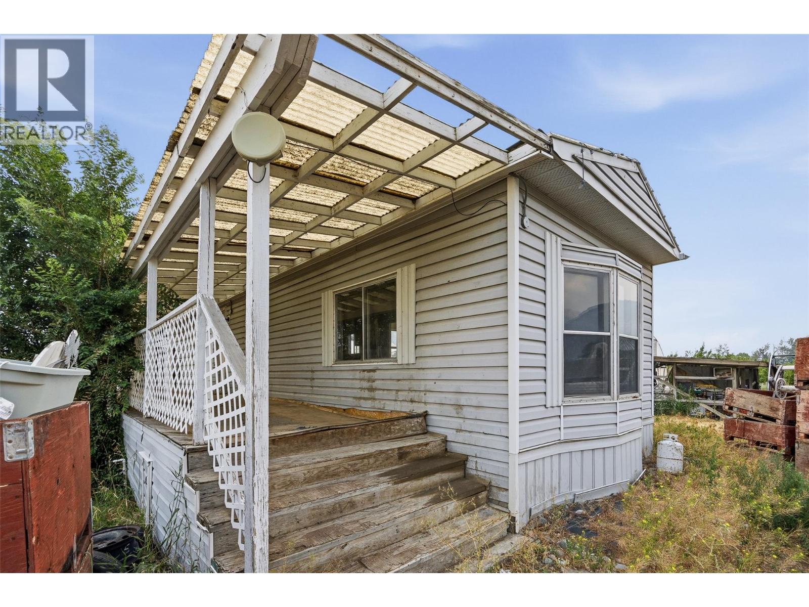 2249 Agar Road, Cawston