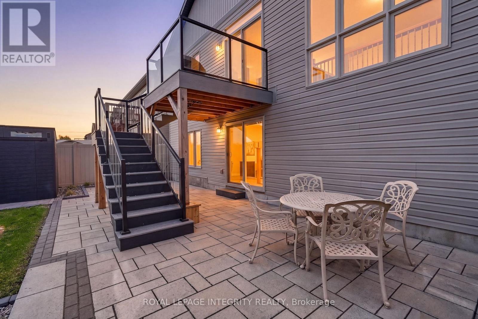 724 PARADE DRIVE - Image 41