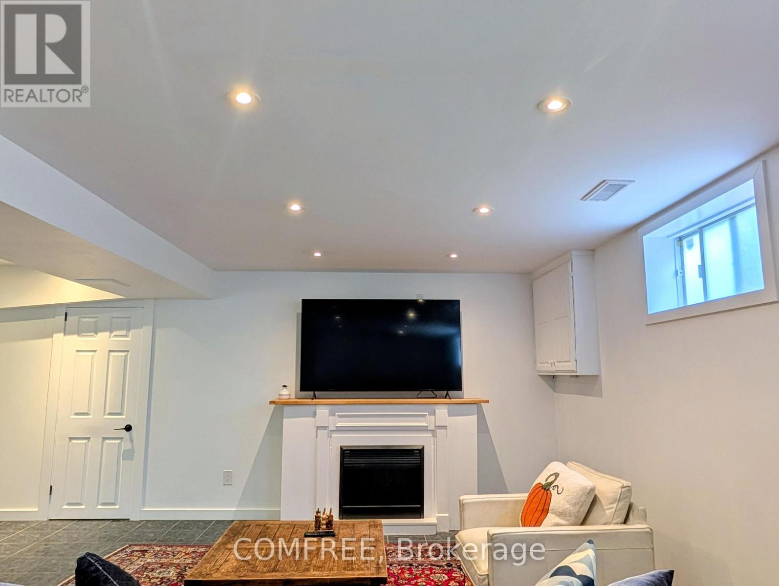 12 MILLBRIDGE CRESCENT - Image 26