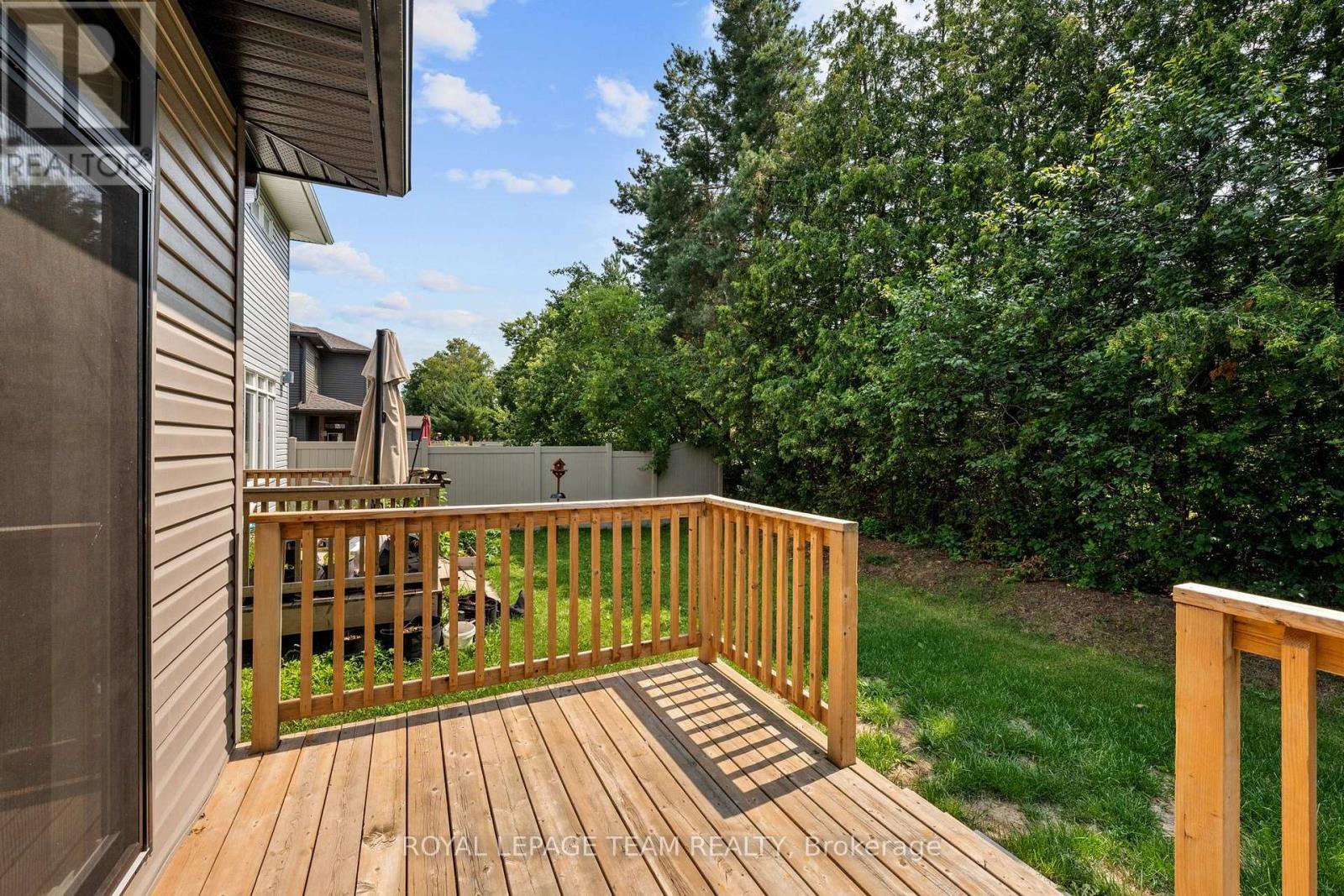 53 MAC BEATTIE DRIVE - Image 48