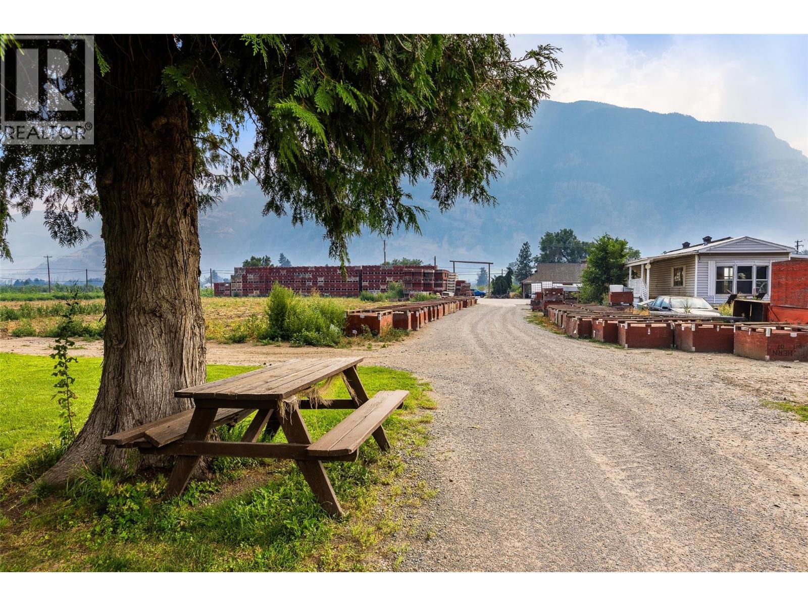 2249 Agar Road, Cawston