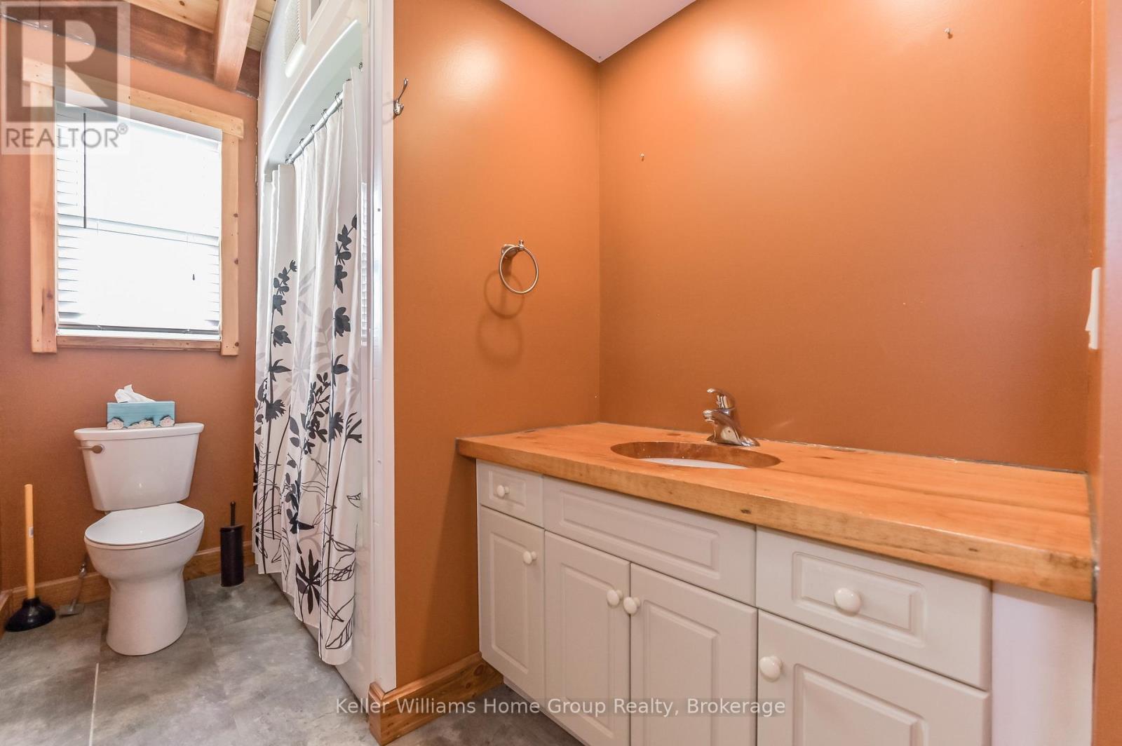 56 ANN STREET S - 23