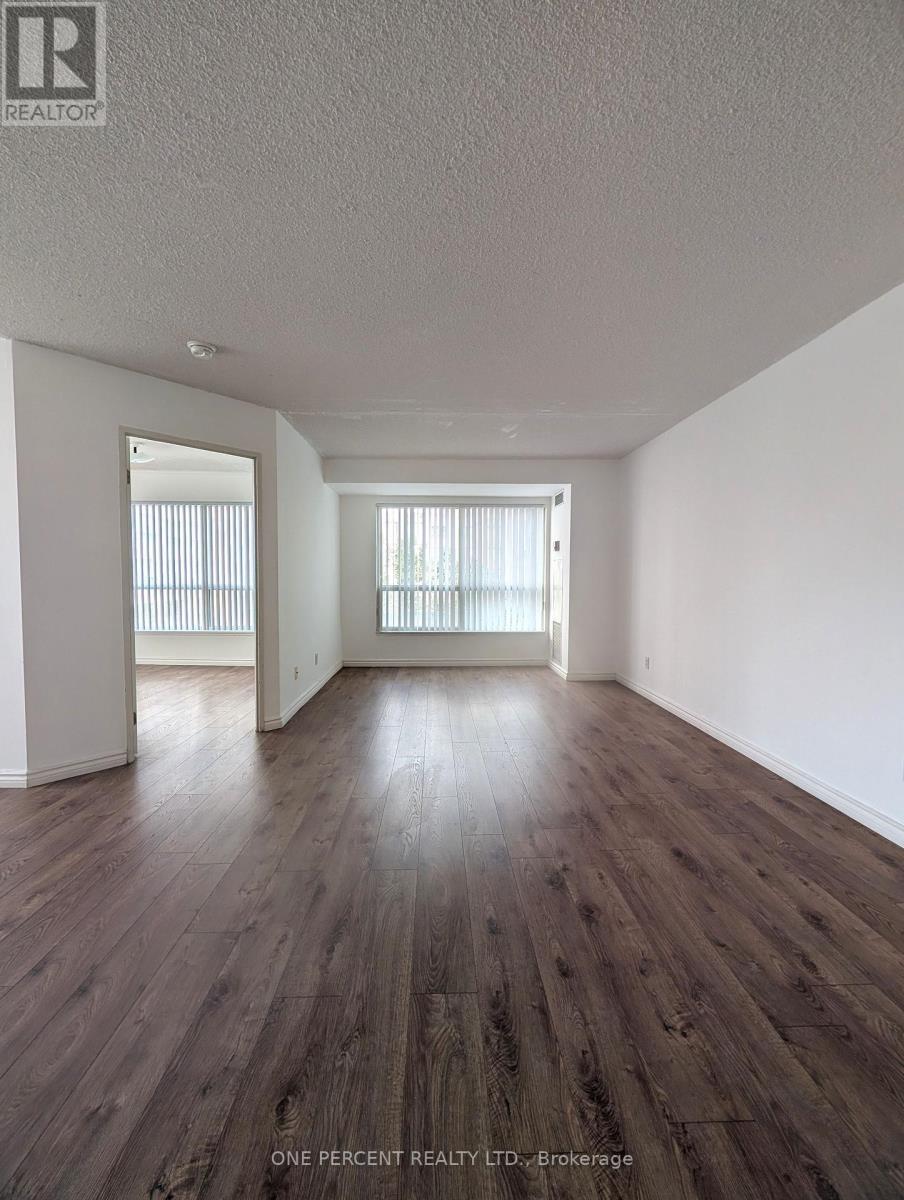 #402 2550 LAWRENCE AVENUE E - 10