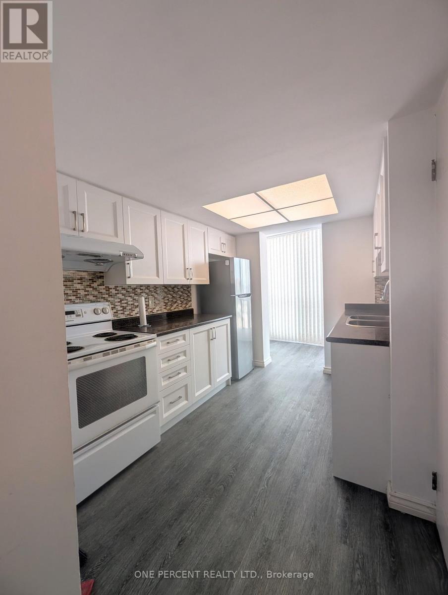 #402 2550 LAWRENCE AVENUE E - 14