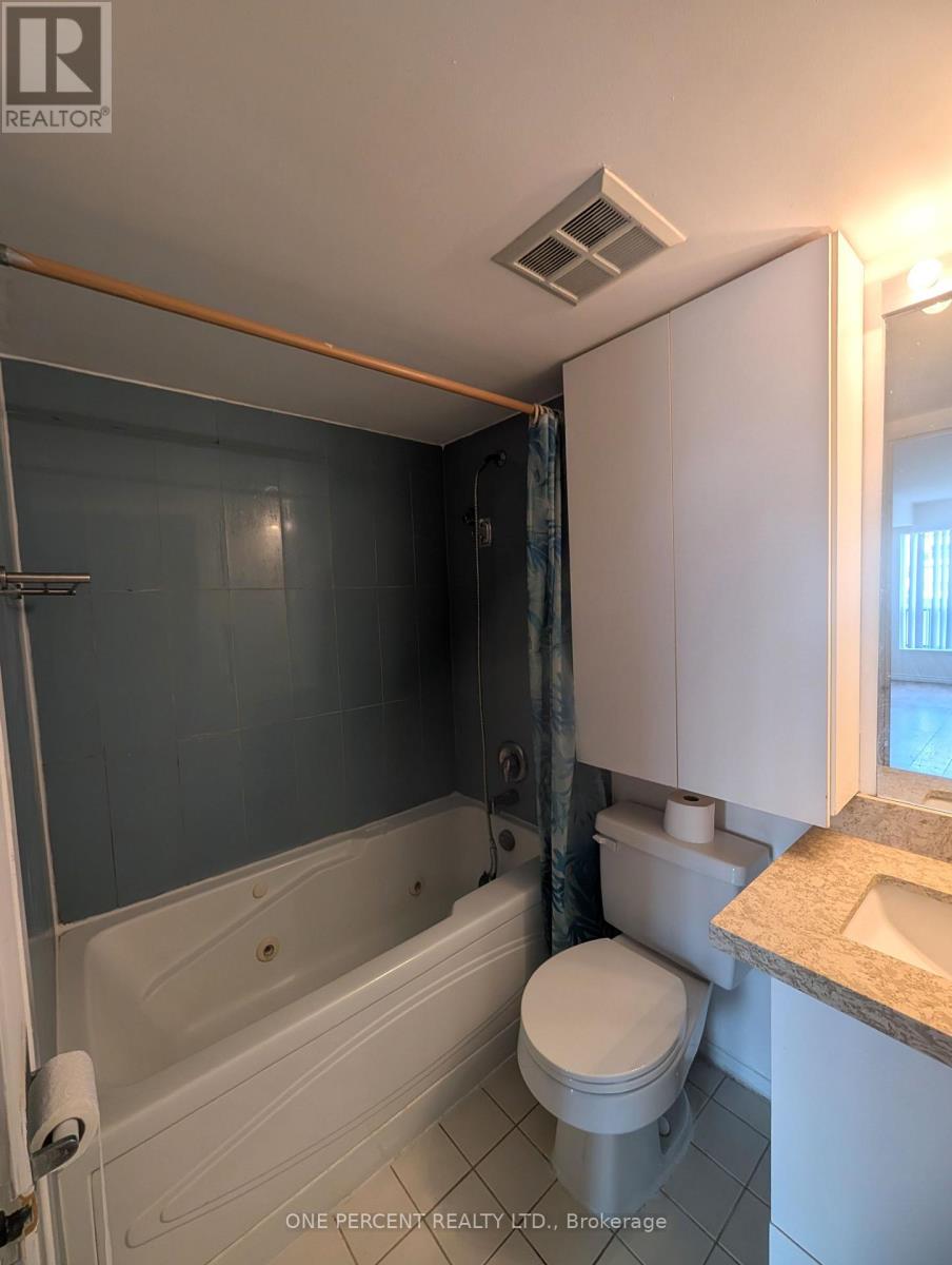 #402 2550 LAWRENCE AVENUE E - 19