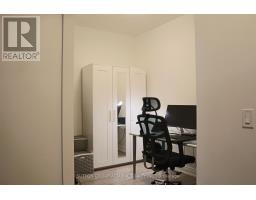 1008 - 9618 Yonge Street, Richmond Hill, ON L4C0X5 Photo 12